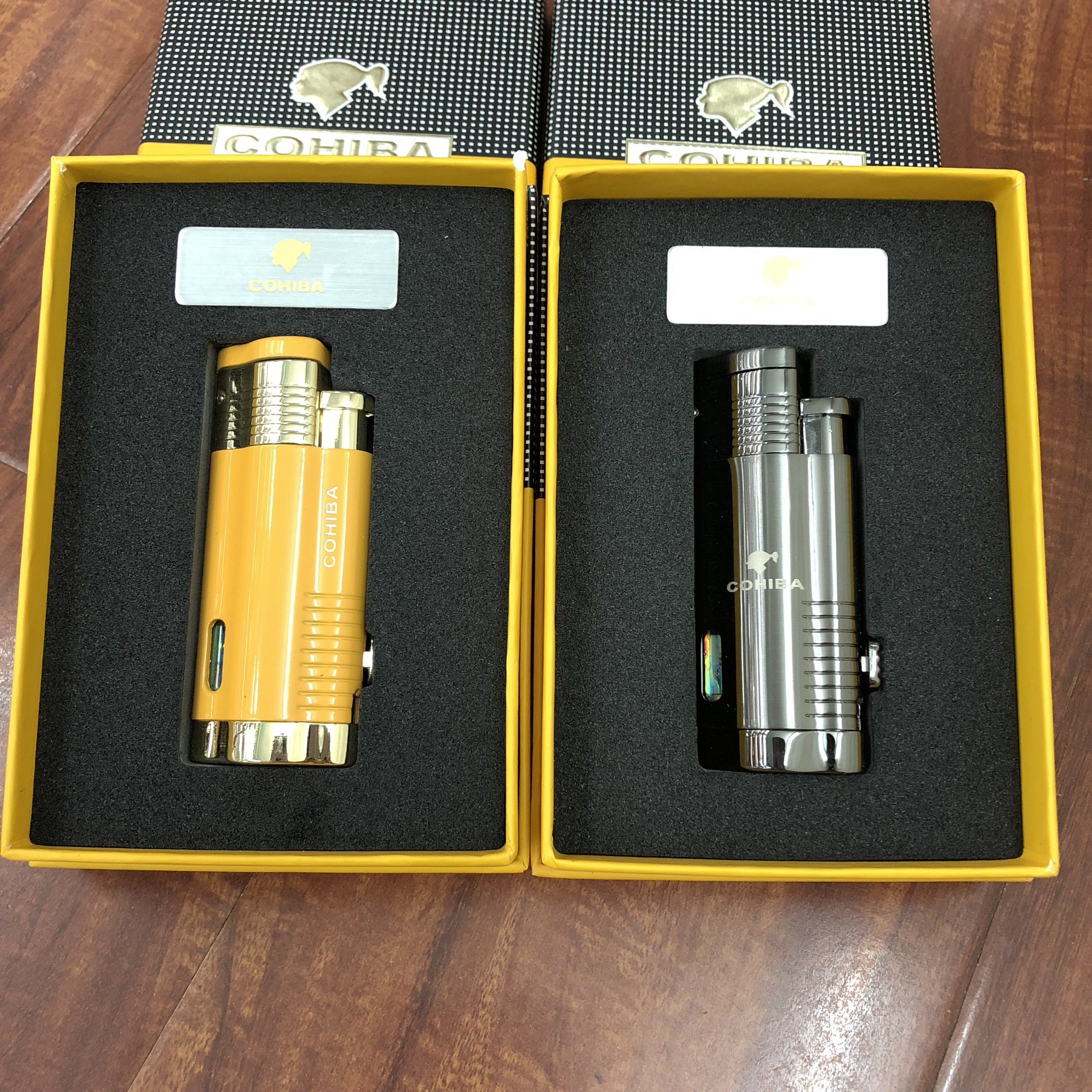 Bật lửa khò 3 tia kèm đục Cohiba COB-32