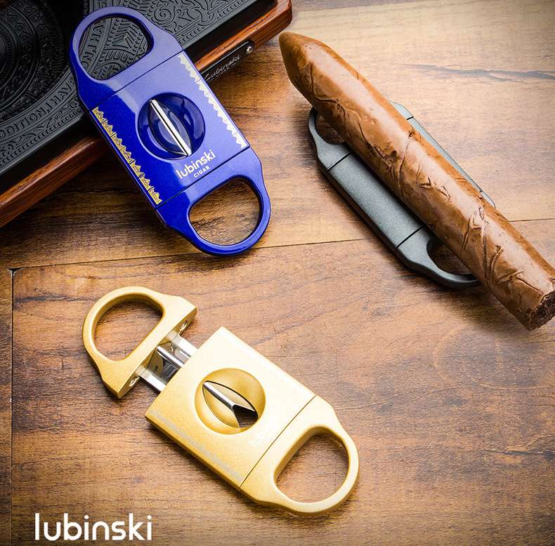 Cắt đầu cigar chữ V Lubinski YJA-30028